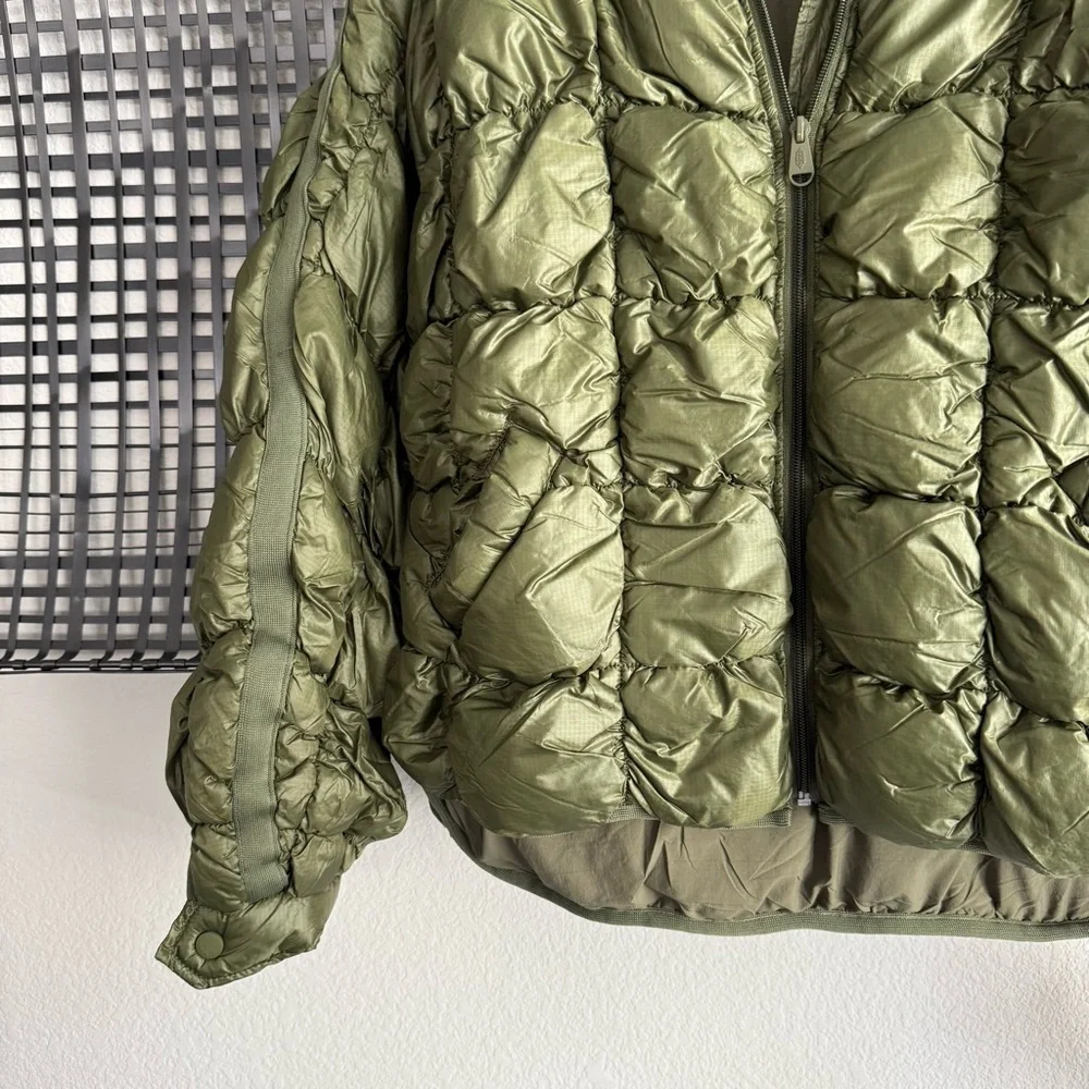 Free people Pippa Scrunchy Glossy Packable Puffer Jacket sea grass green - Picture 3 of 7